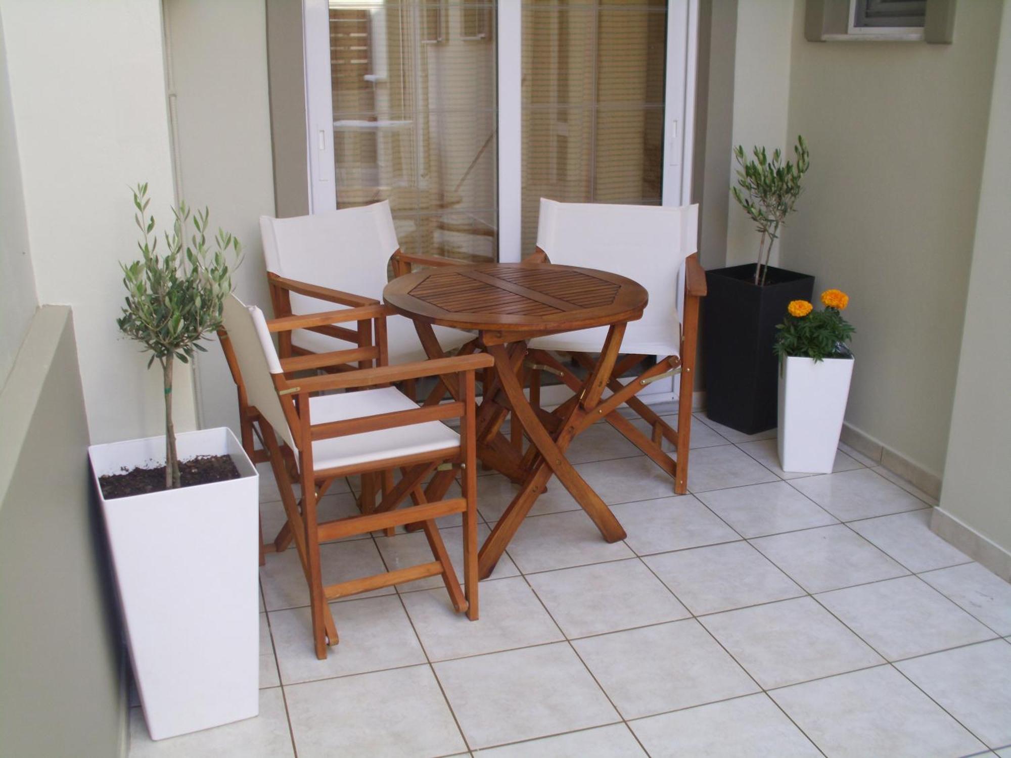Artemis Rooms Two Steps By The Sea Platanias  Exterior photo