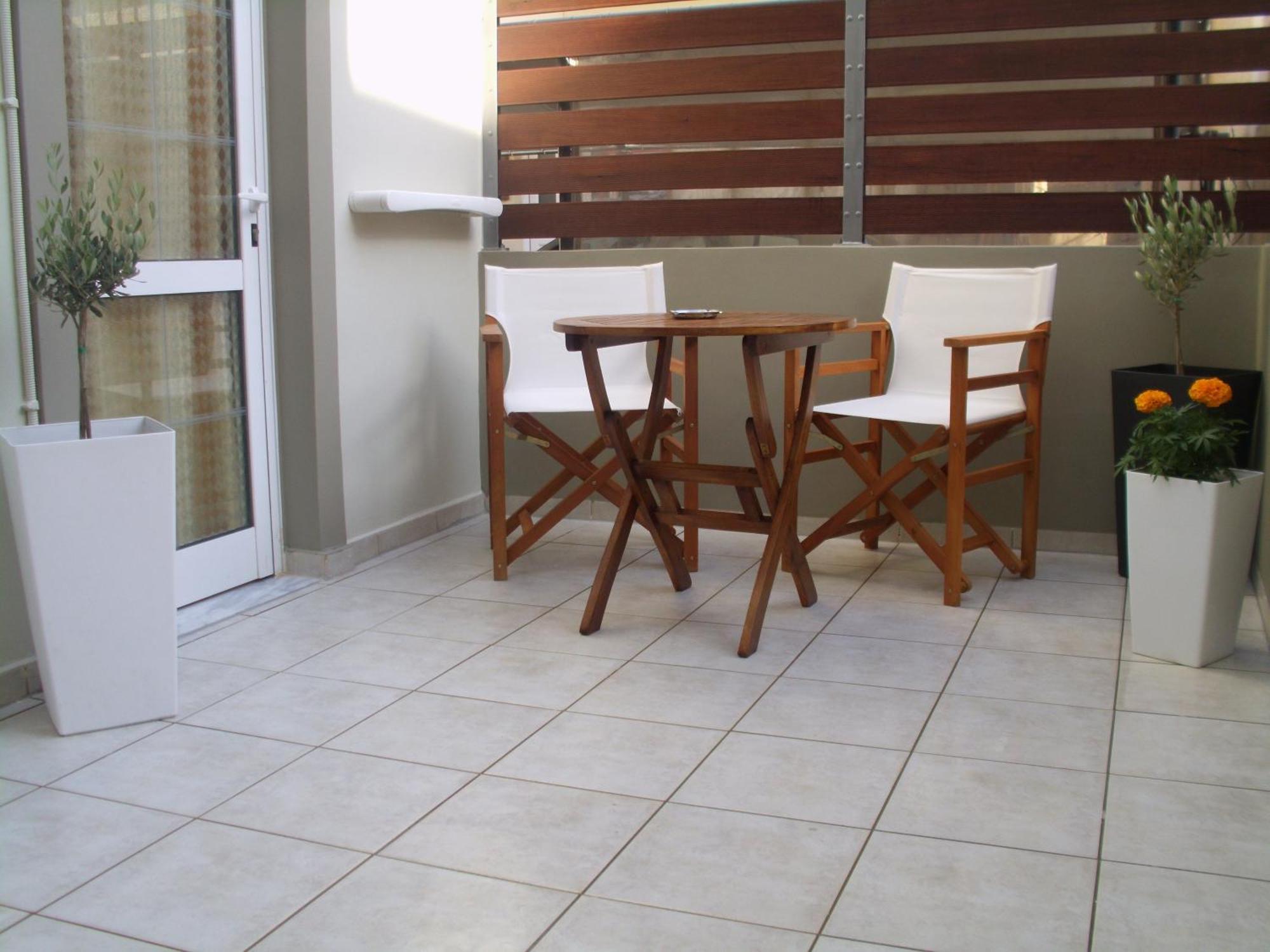 Artemis Rooms Two Steps By The Sea Platanias  Exterior photo
